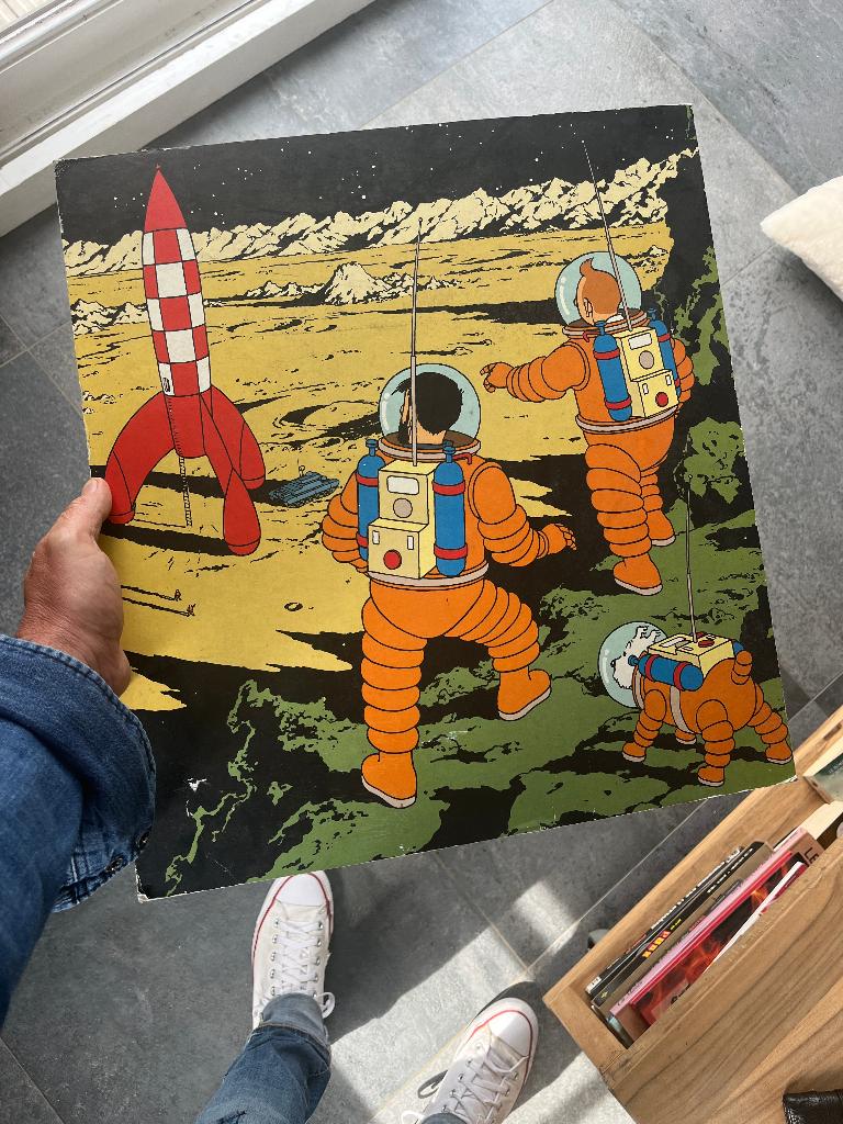 Présentoir carton "On a marché sur la lune" Hergé, Collections, Personnages de BD, Utilisé, Tintin, Enlèvement ou Envoi