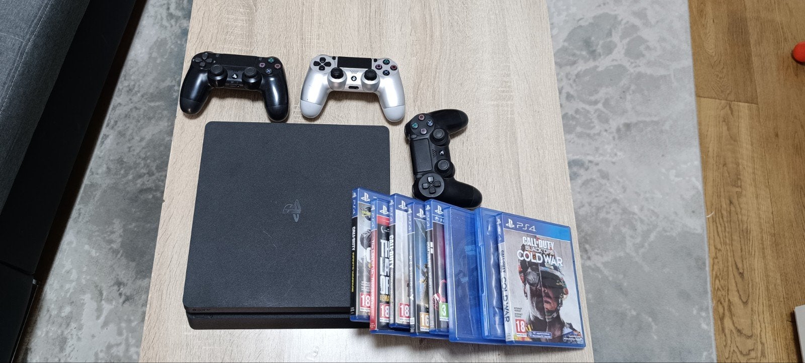 Ps4 +3 consoles + 8 jeux, Consoles de jeu & Jeux vidéo, Consoles de jeu | Sony PlayStation 4, Enlèvement ou Envoi