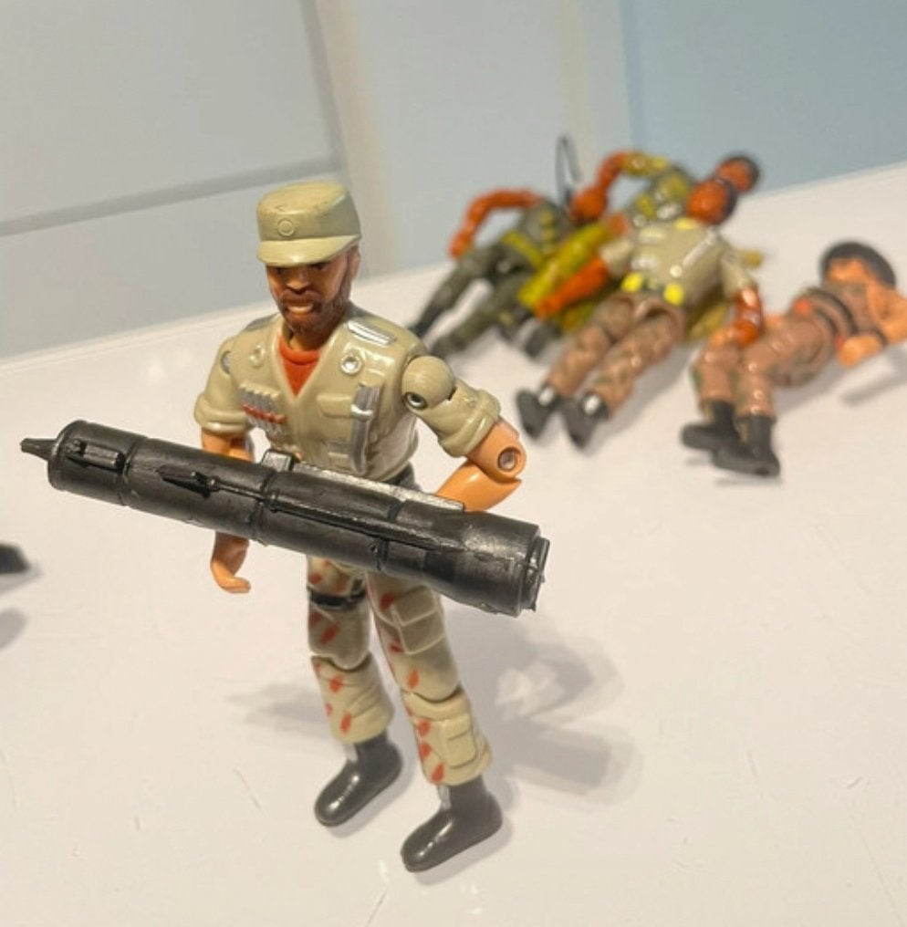 Large Sarge met bazooka en geweer Lanard speelgoed The Corps, Kinderen en Baby's, Speelgoed | Actiefiguren, Zo goed als nieuw