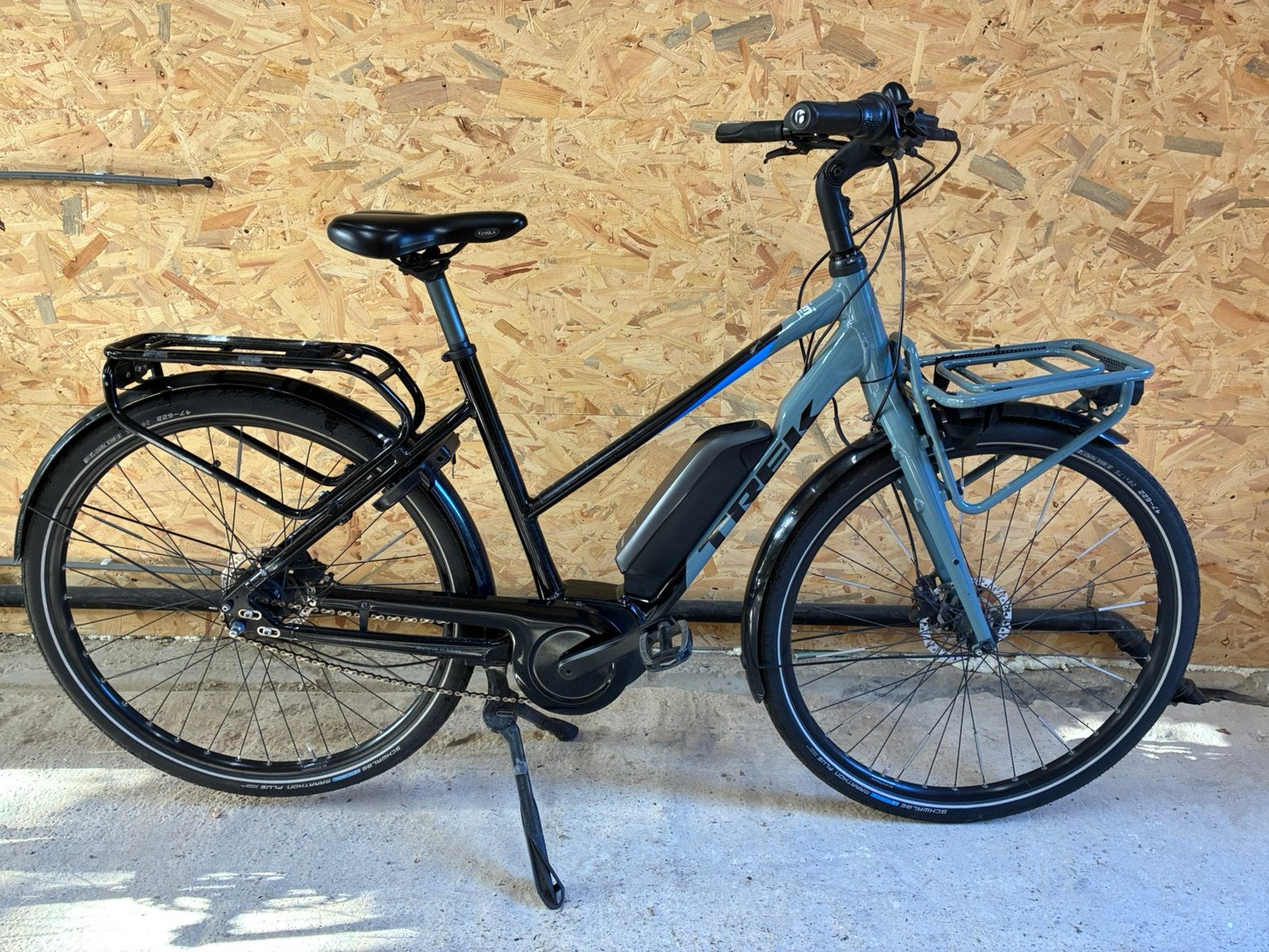 Trek District + 2 Stagger, Enlèvement, Comme neuf