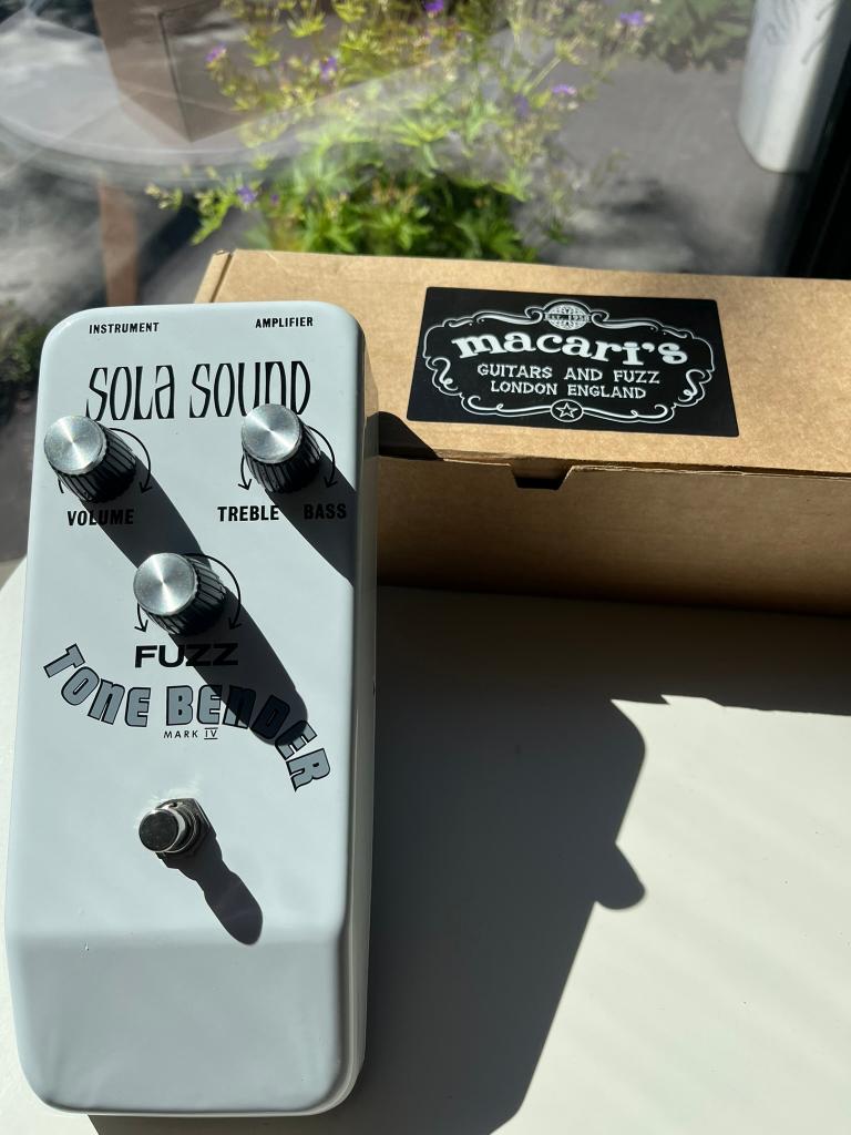 Fuzz Sola Sound Tone Bender Mark IV Esprit Blanc, Enlèvement ou Envoi, Comme neuf