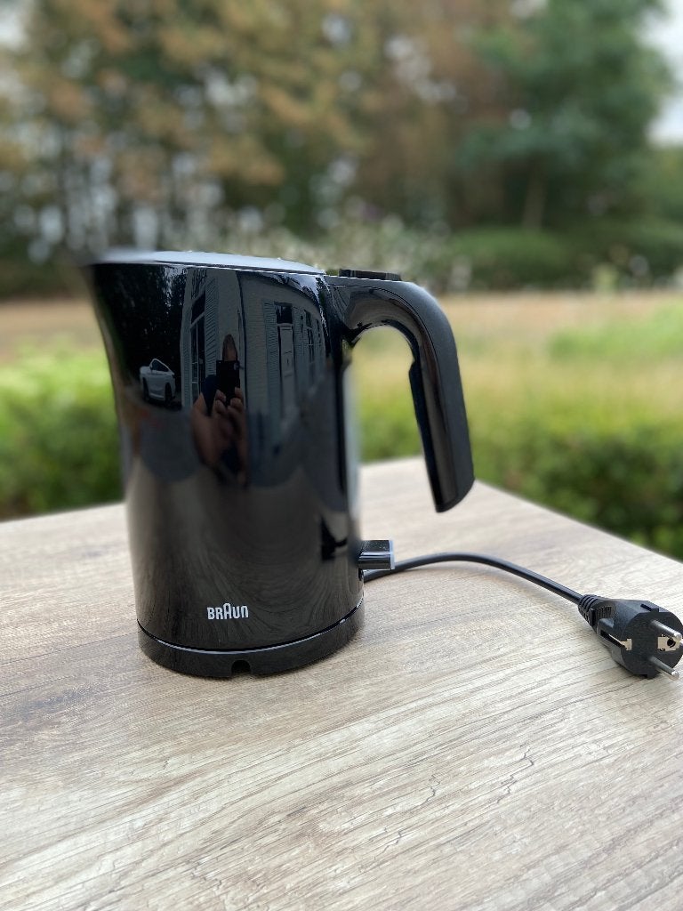 Braun Waterkoker, Elektronische apparatuur, 1 tot 2 liter, Ophalen, Zo goed als nieuw, Inox