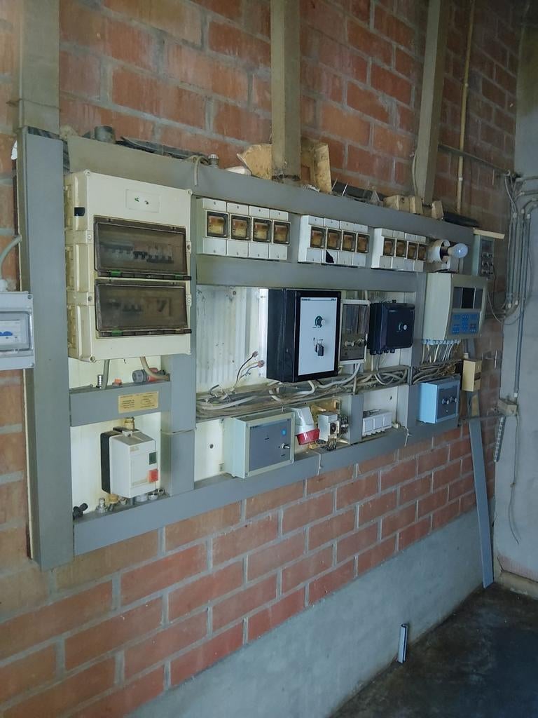 Vleeskipen  installatie te koop, Zakelijke goederen, Ophalen