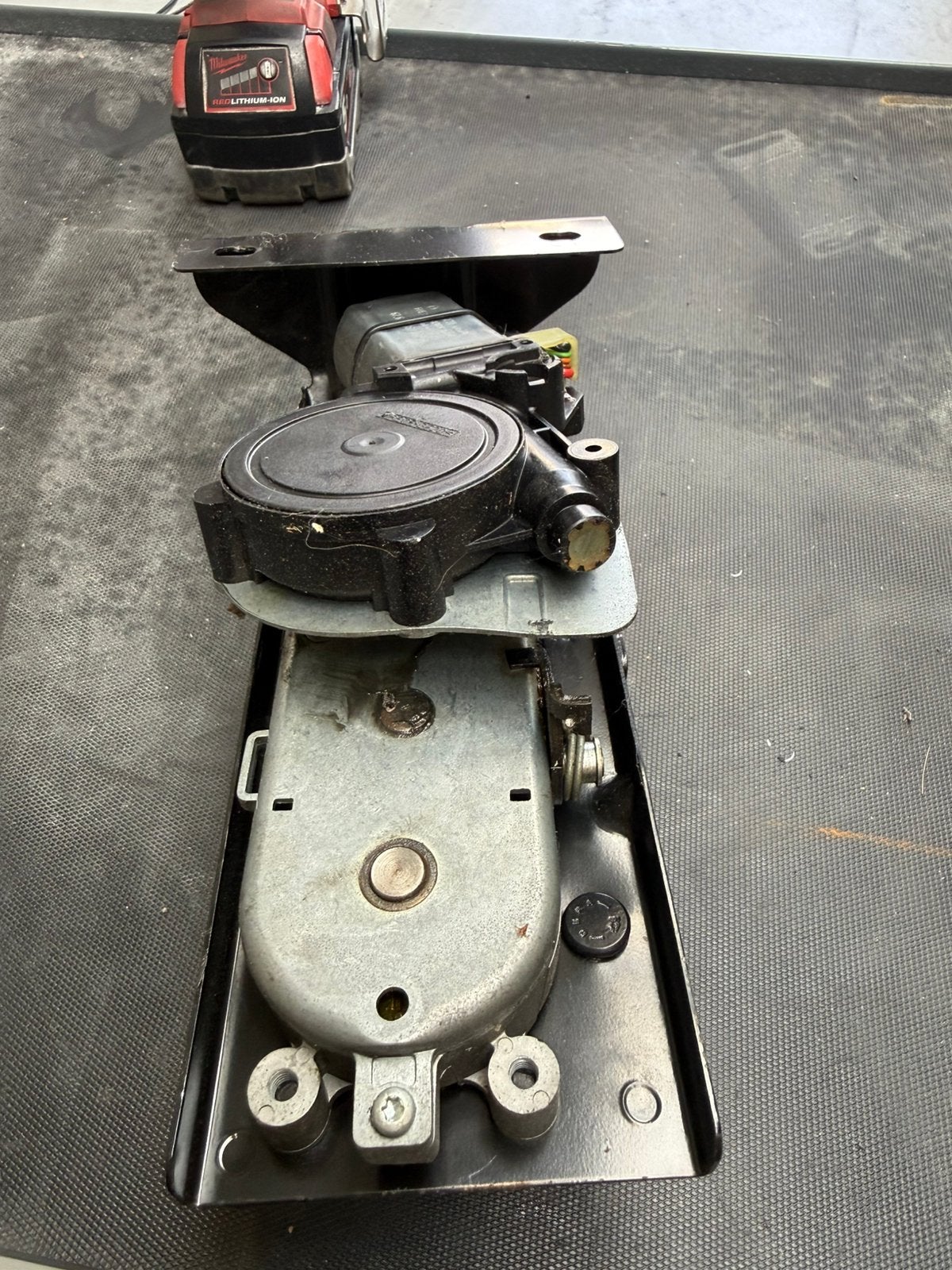 E36 tonneau cover motor, Ophalen, Gebruikt