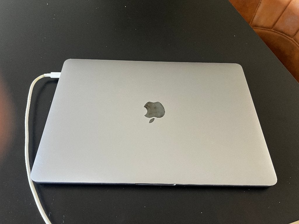 MacBook Pro 13” 2020 – Intel i5 – 8 GB – 512 GB SSD – AZERTY, Gebruikt, 8 GB, 13 inch, Minder dan 2 Ghz