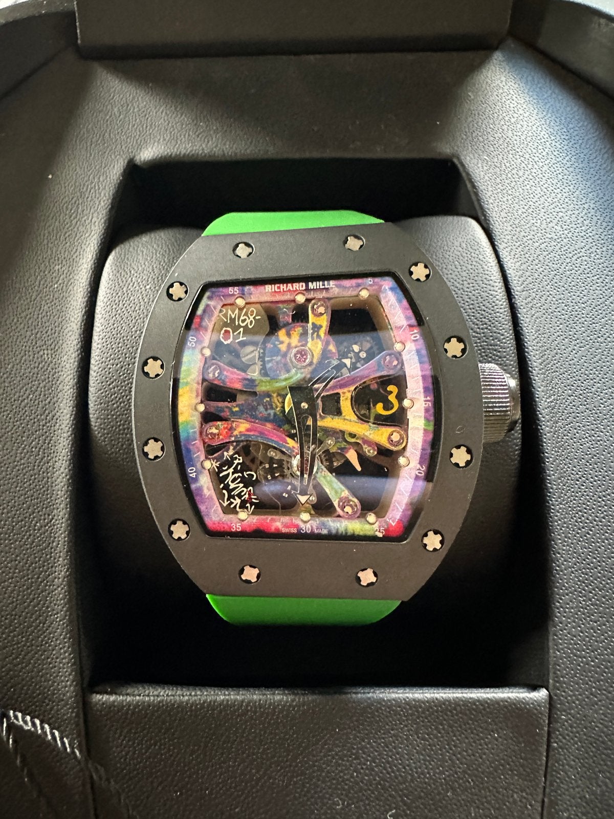 Montre Richard Mille, Enlèvement, Neuf