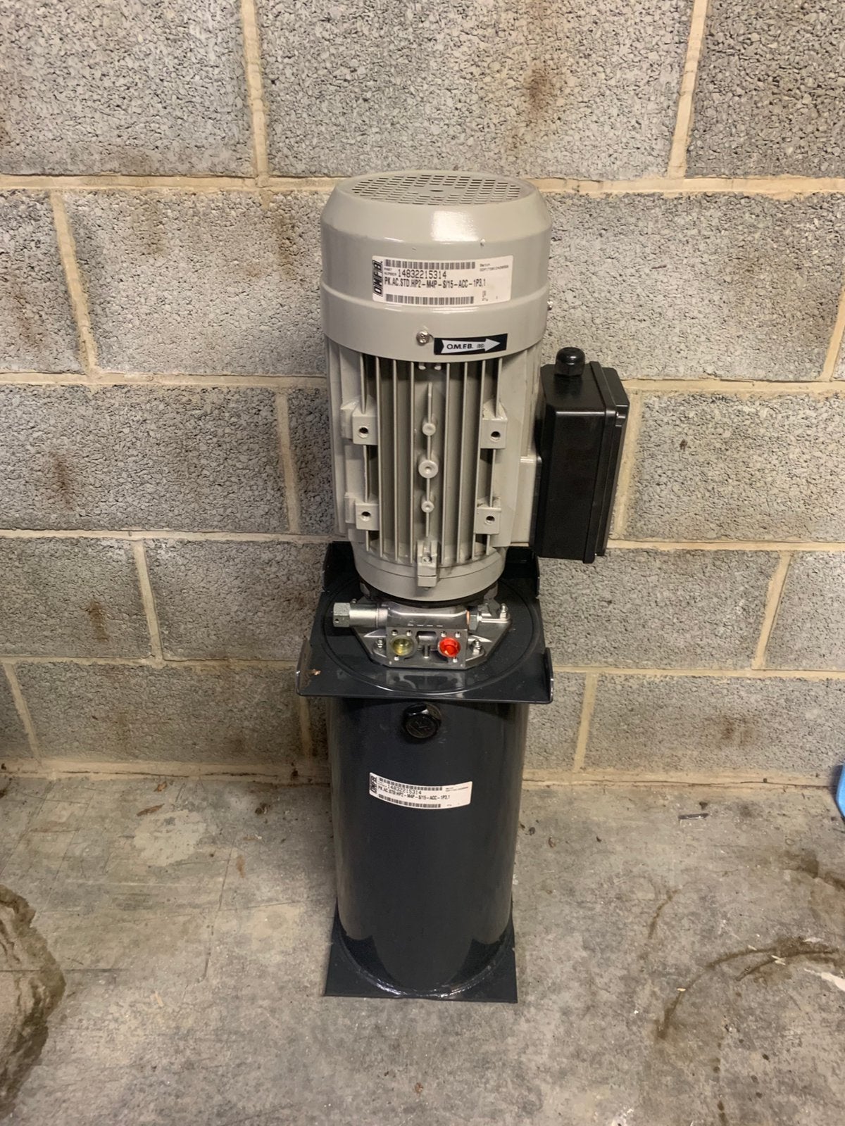 Pompe hydraulique 220 v OMFB 1.5 KW, Enlèvement, Neuf