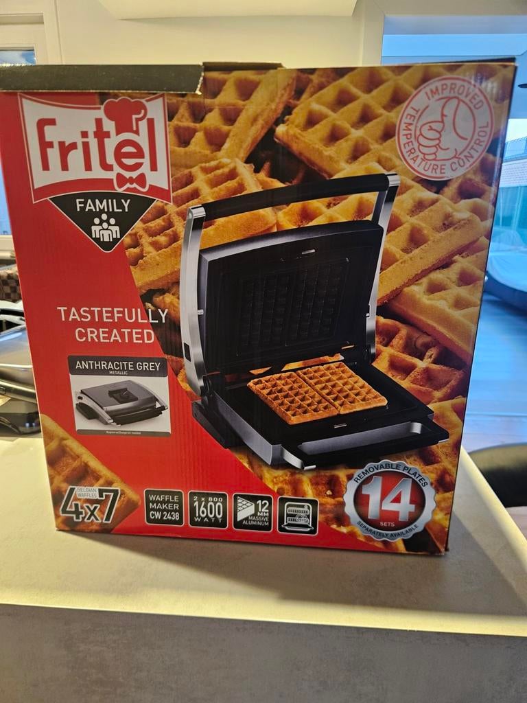 Fritel CW2438 Combi Wafelijzer – nieuw in doos
Nieuw en onge, Elektronische apparatuur, Wafelijzers, Uitneembare platen, Ophalen of Verzenden