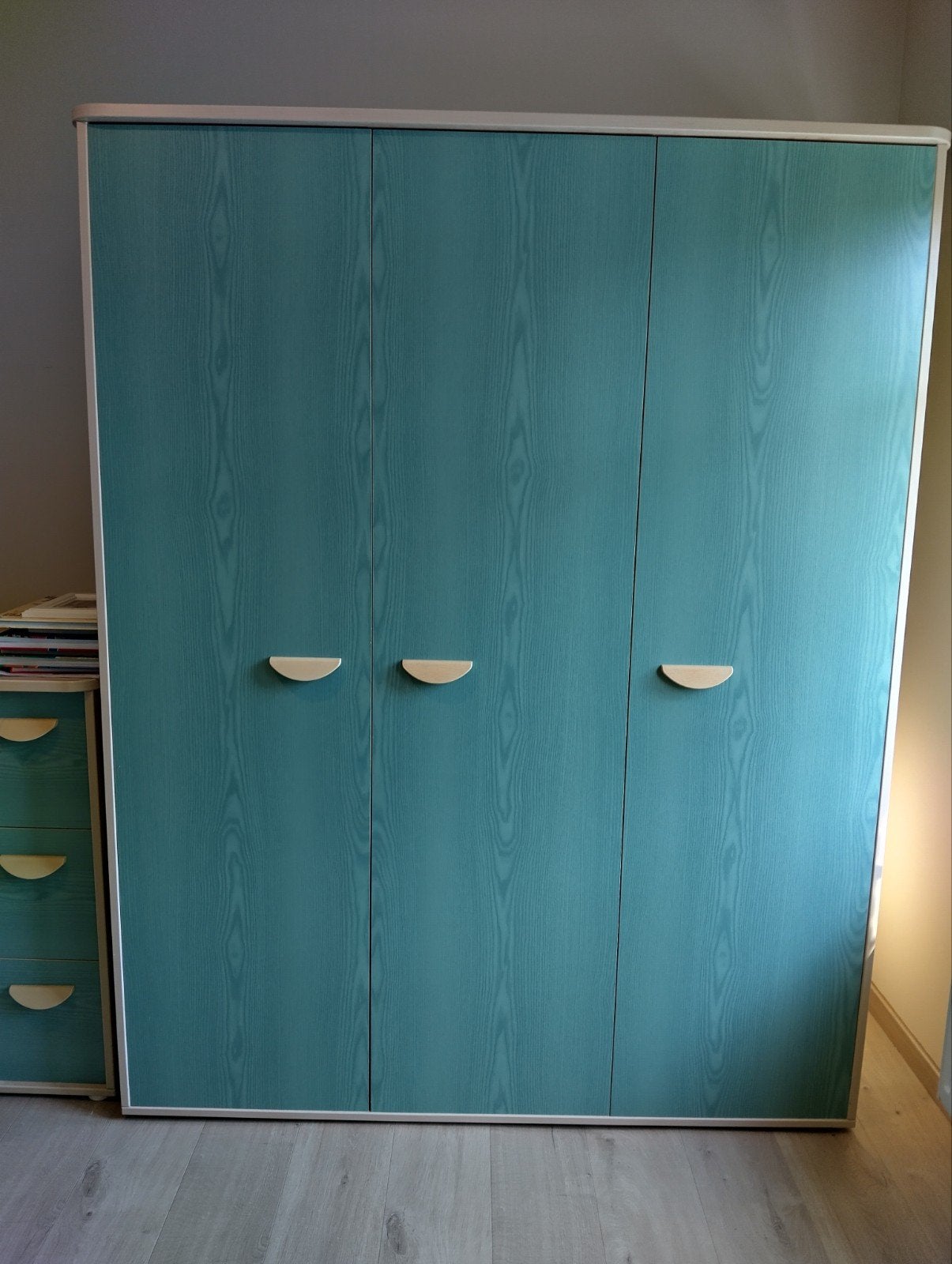 2 meegroeibedden met bijhorende kasten en nachtkastjes, Enlèvement, Utilisé, Garçon ou Fille
