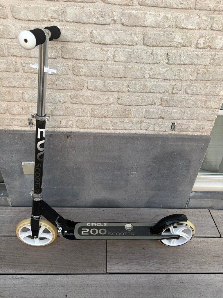 Opvouwbare step, Fietsen en Brommers, Ophalen, Zo goed als nieuw, Gewone step
