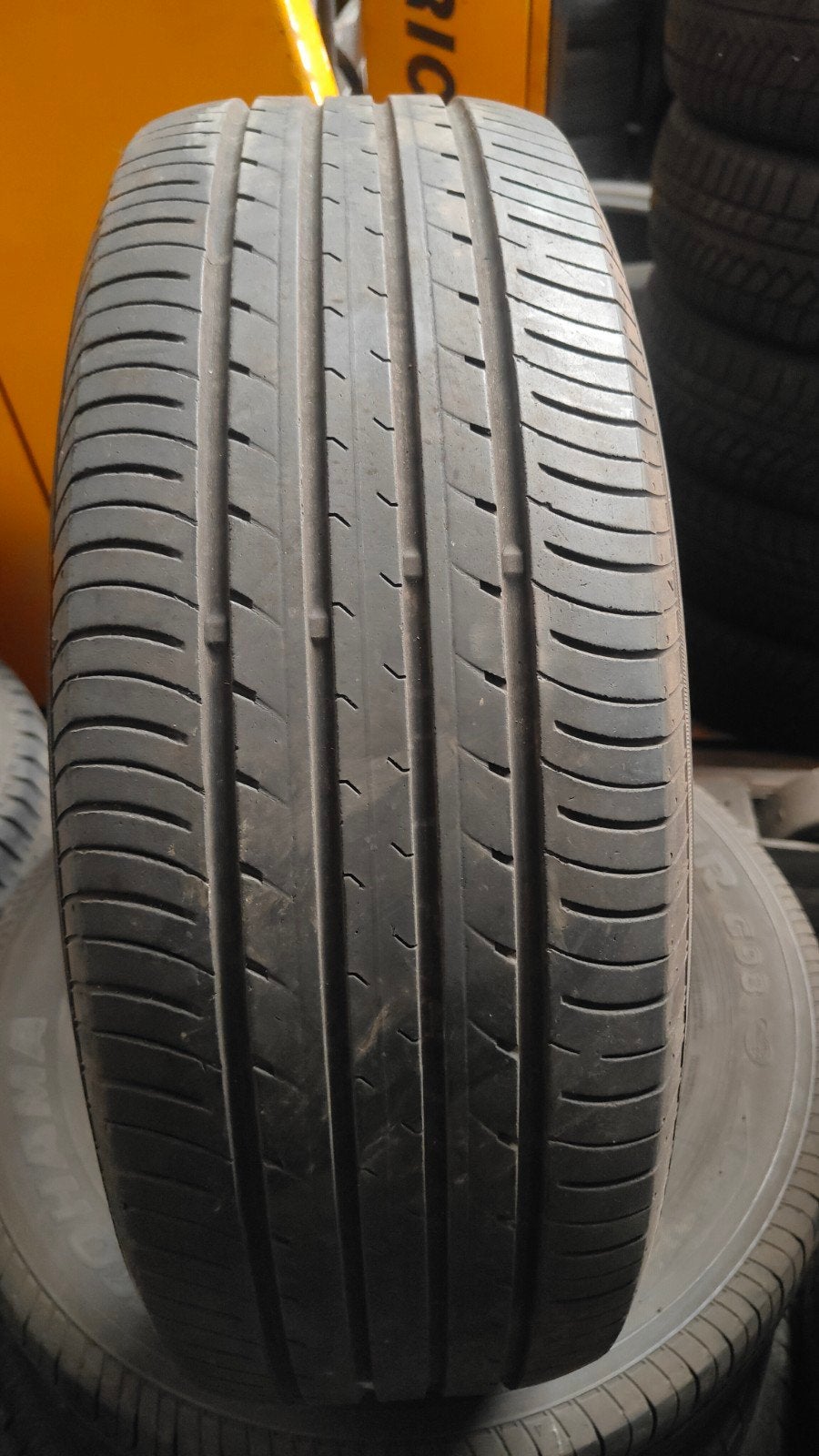 225/65 r17 22565r17, Enlèvement ou Envoi