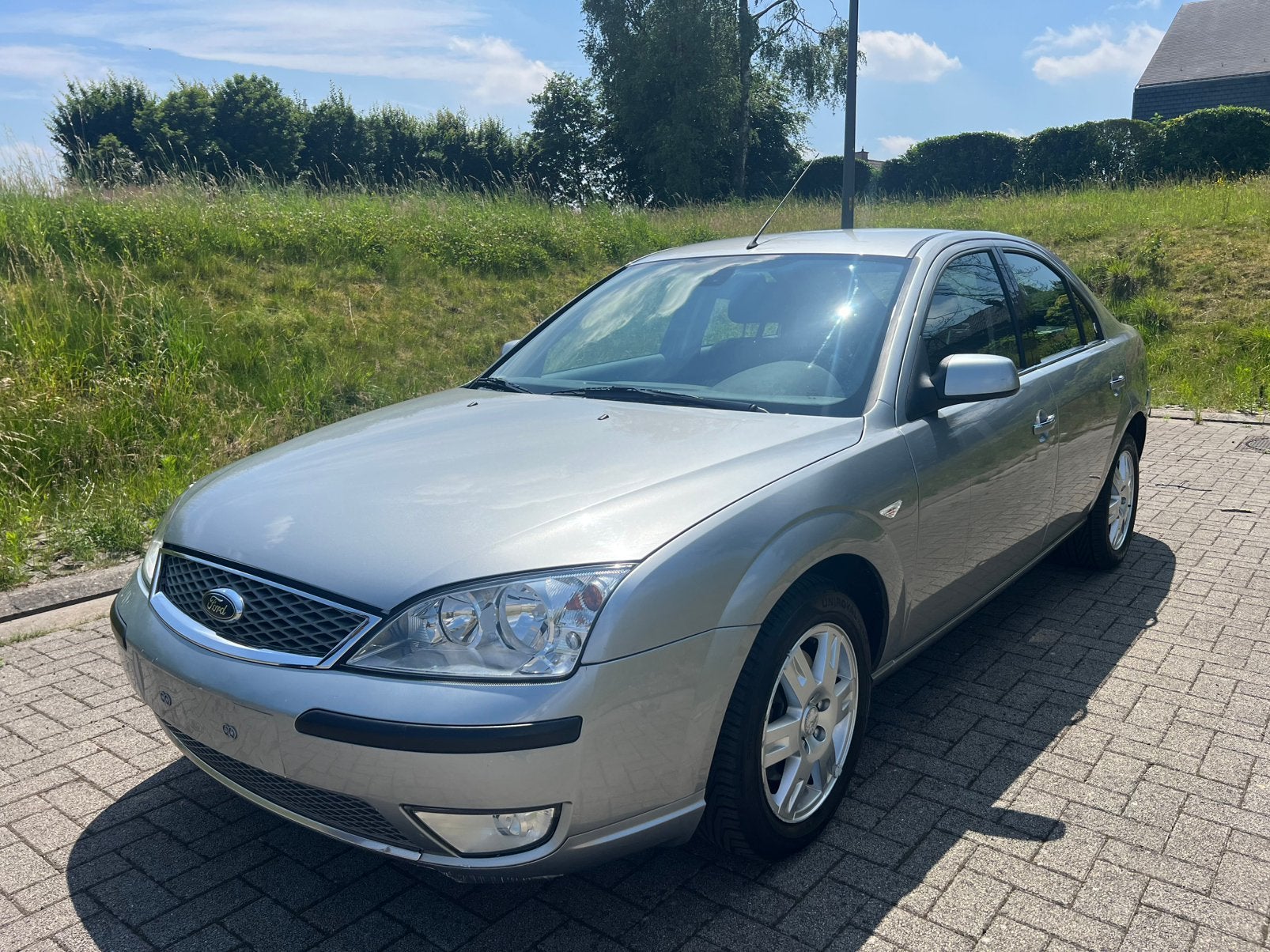 Ford Mondeo/2.0 Benzine/2006/152.000 Km/Notebook/Automaat, Auto's, Ford, Mondeo, Bedrijf, Euro 4, Zilver of Grijs
