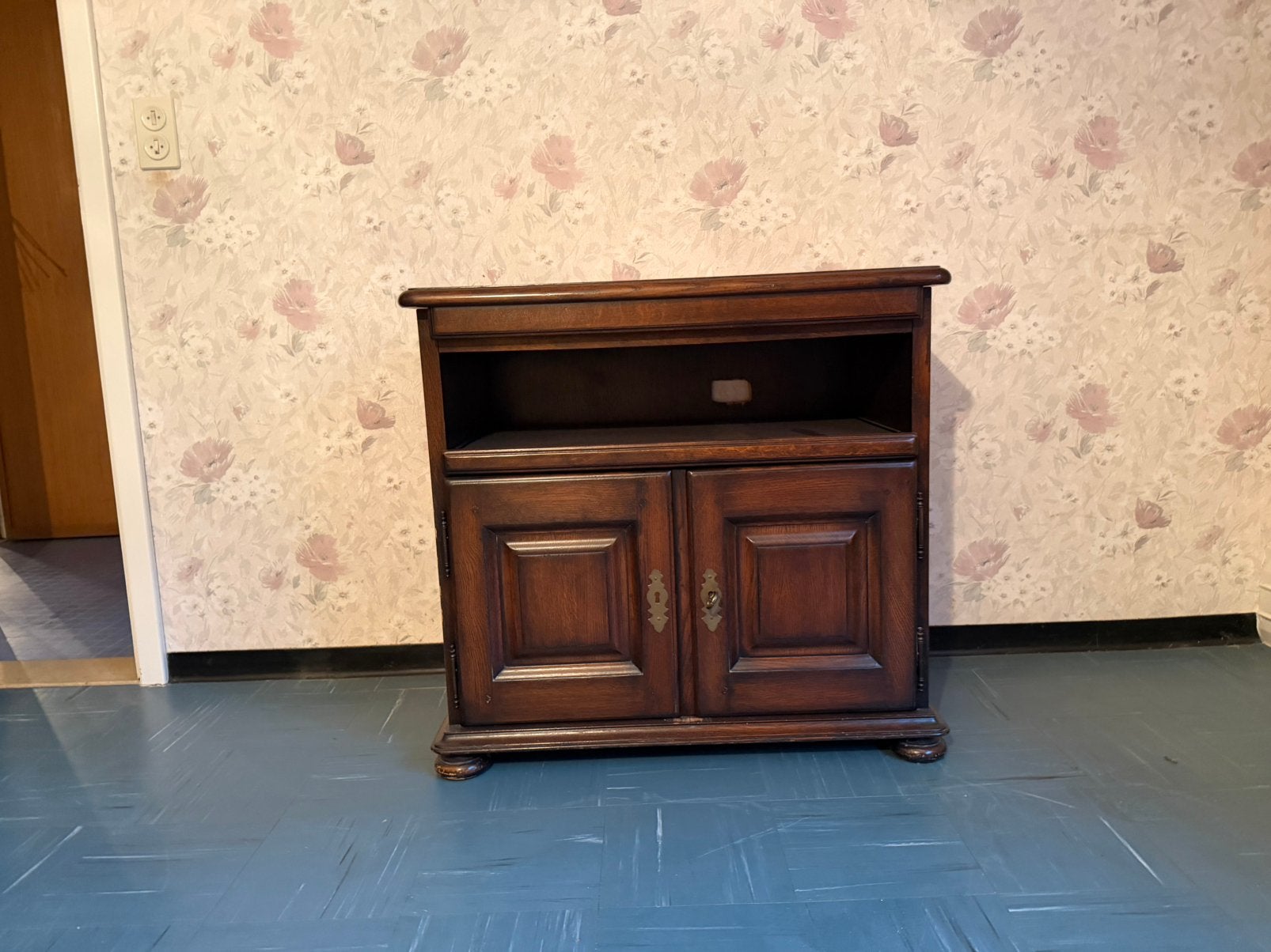 Meuble TV/armoire/meuble de rangement en bois massif, Maison & Meubles, Armoires | Mobilier de télévision, 25 à 50 cm, Moins de 100 cm