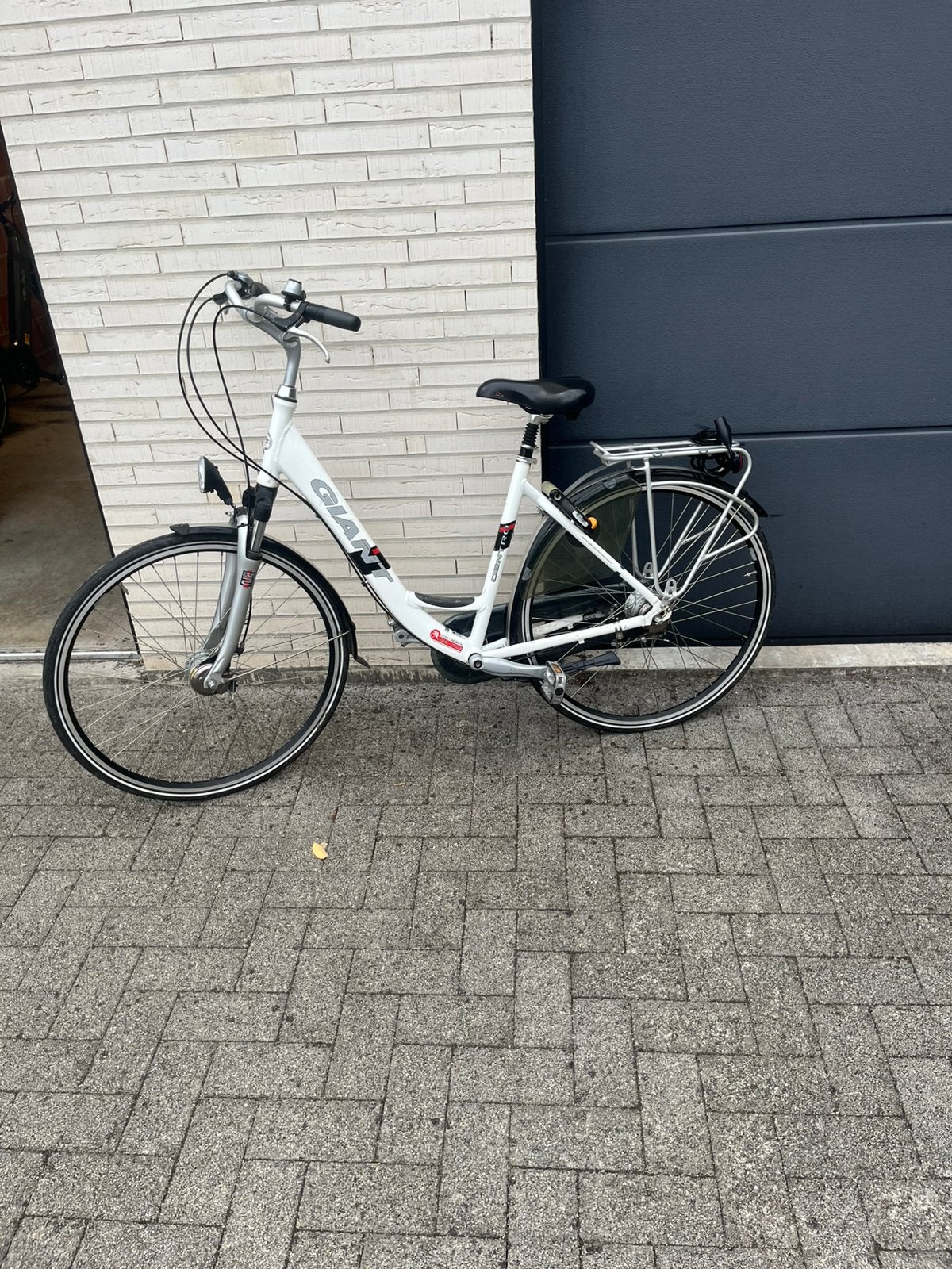 Giant stadsfiets, Fietsen en Brommers, Ophalen, Zo goed als nieuw, Giant