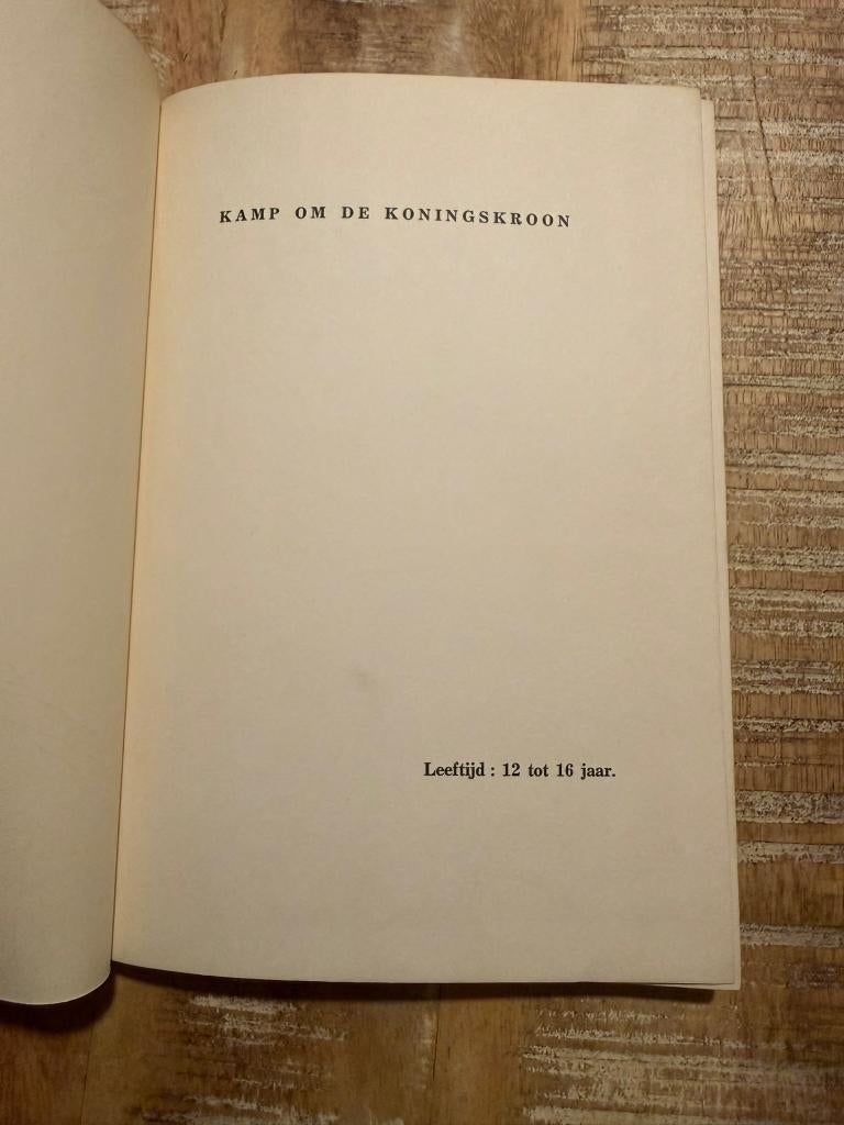 Kamp om de koningskroon - A. Van Hageland, Boeken, Ophalen of Verzenden, Gelezen, A. Van Hageland, Fictie