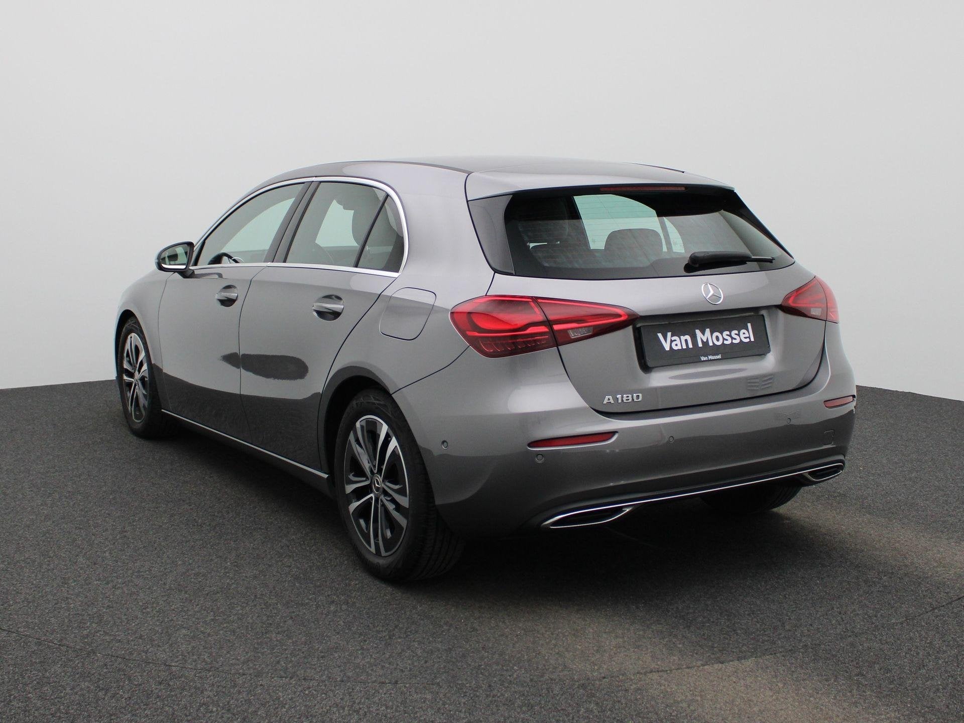Mercedes-Benz A-Klasse A 180 Business Line 1Y USED GARANTIE, Auto's, Dealer onderhouden, Stof, Gebruikt, 4 cilinders