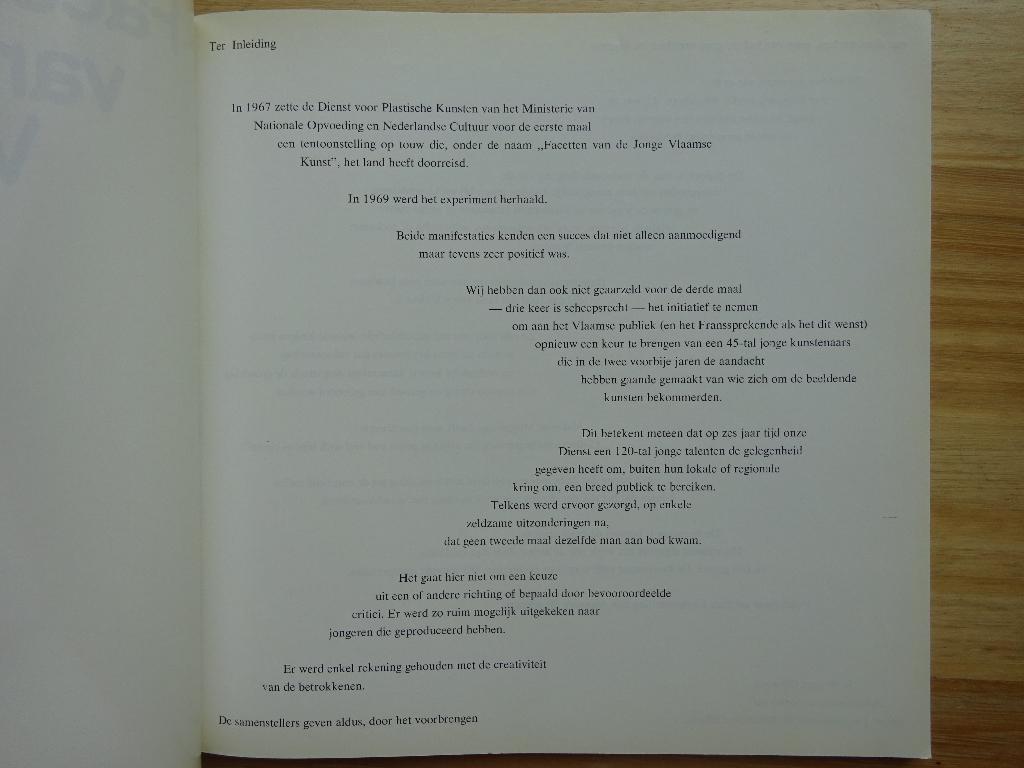 Facetten van de jonge Vlaamse kunst, 1971, Ophalen of Verzenden, Gelezen, Schilder- en Tekenkunst