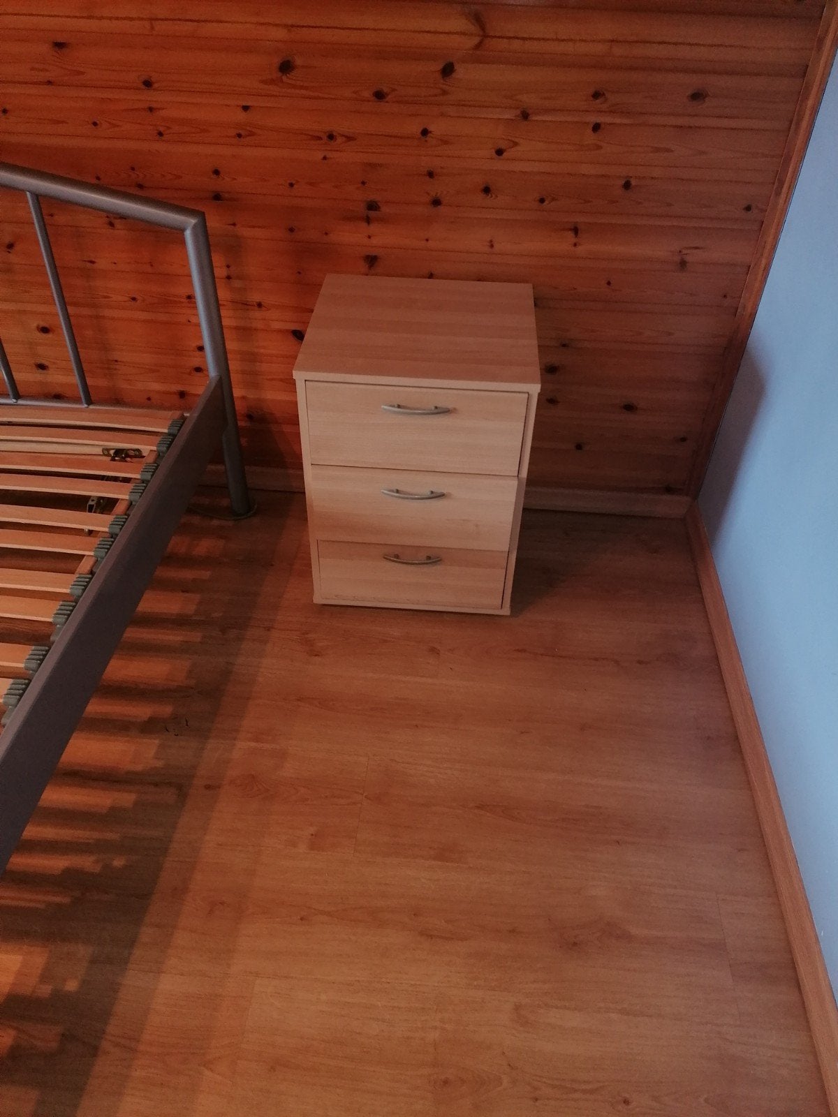 Ijzeren bed zilver kleurig, Enlèvement