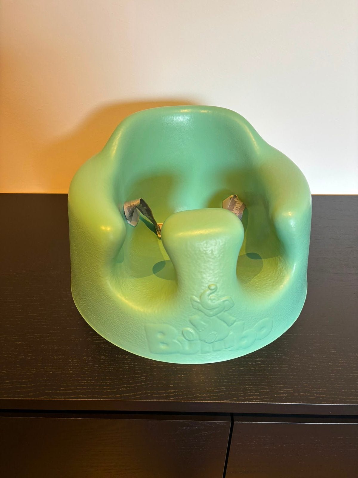 Bumbo Floor Seat groen – babyzitje, Kinderen en Baby's, Ophalen, Zo goed als nieuw