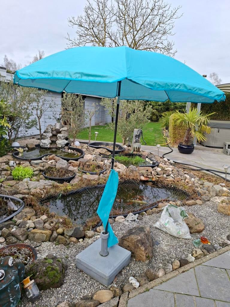 Opvouwbare strandparasol met knikmechanisme, Tuin en Terras, Parasols, Ophalen, Zo goed als nieuw, Strandparasol