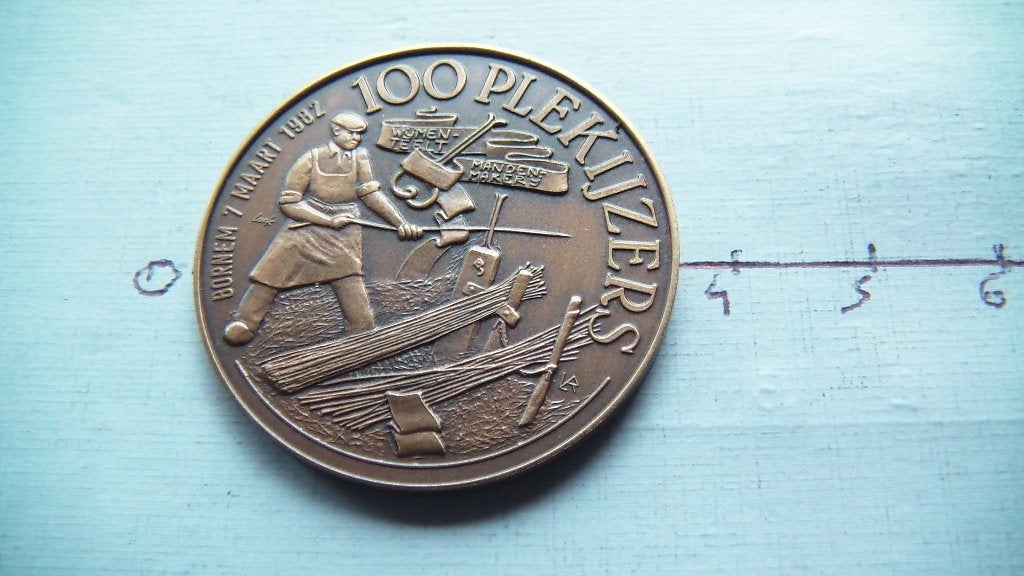médaille bornem 1982 cuivre, Enlèvement