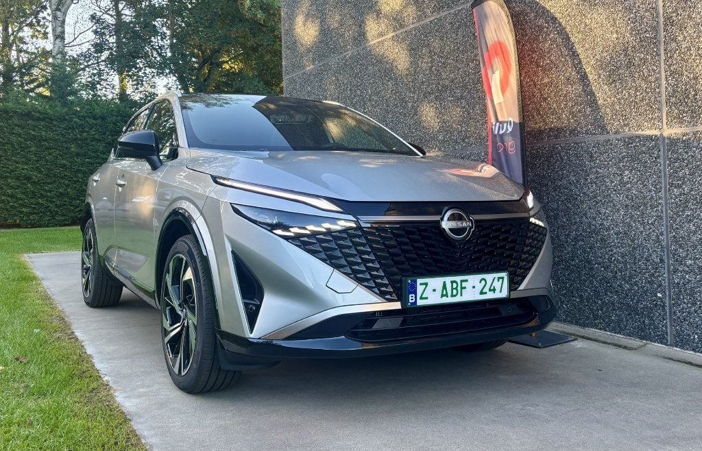 Nissan Qashqai Tekna +, panoramisch dak, winter pack, Autos, 144 g/km, 1800 kg, Euro 6, Entreprise