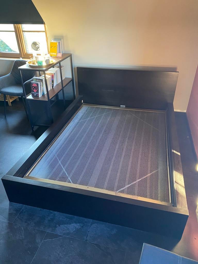 Dubbel bed, Ophalen, Zo goed als nieuw, Zwart
