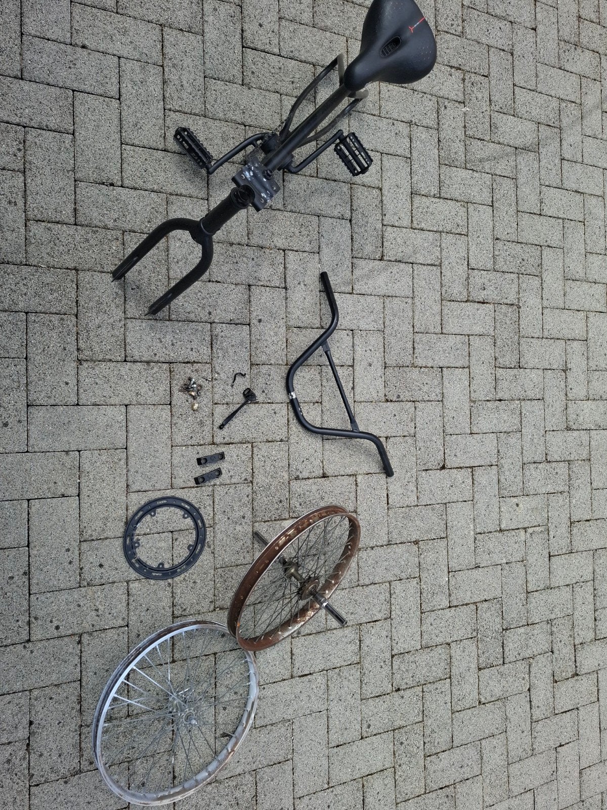 BMX project, Fietsen en Brommers, Ophalen