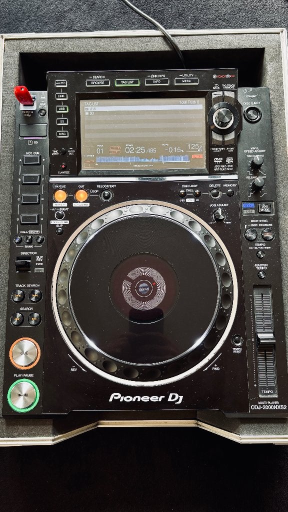 Setup Pioneer CDJ-2000NXS2 + DJM-900NXS2 + Flight Cases, Enlèvement ou Envoi, Pioneer, DJ-Set, Comme neuf