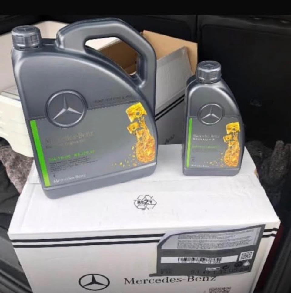 Originele Mercedes-Benz-olie, Ophalen of Verzenden