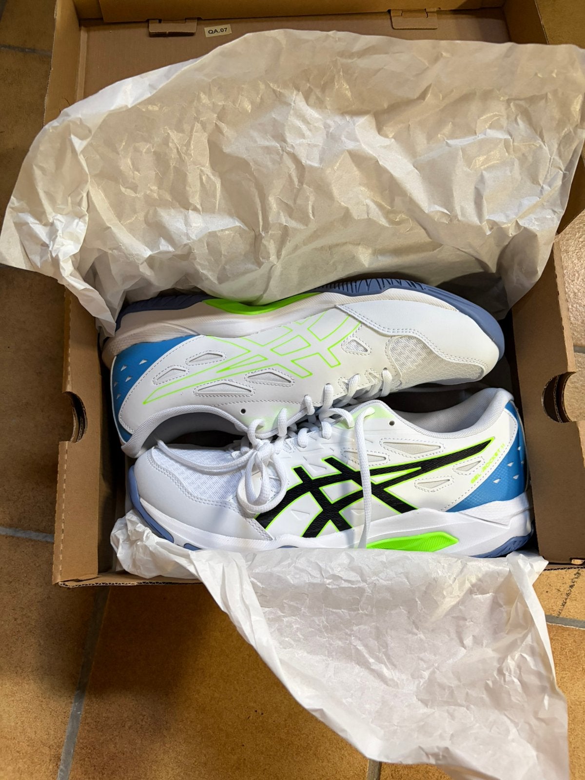 Chaussures de sport ASICS neuves, Neuf, Enlèvement, Asics, Autres types