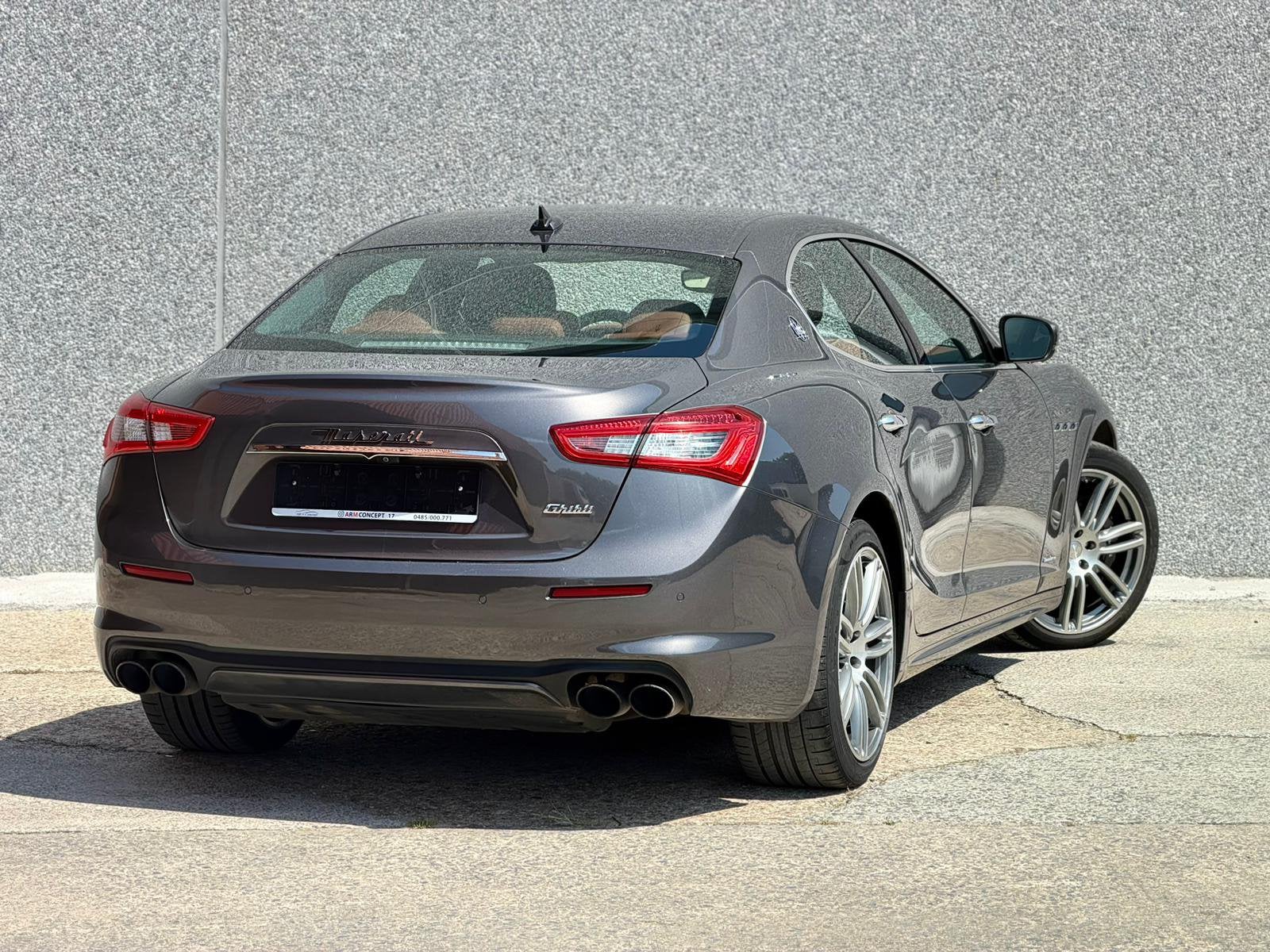 Maserati Ghibli 3.0 Diesel V6 2018 1er propriétaire, Autos, Maserati, Cuir, Argent ou Gris, Achat, Euro 6
