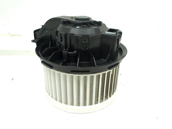 Moteur de ventilation chauffage d'un Volkswagen UP, Volkswagen, -, 3 mois de garantie, Utilisé