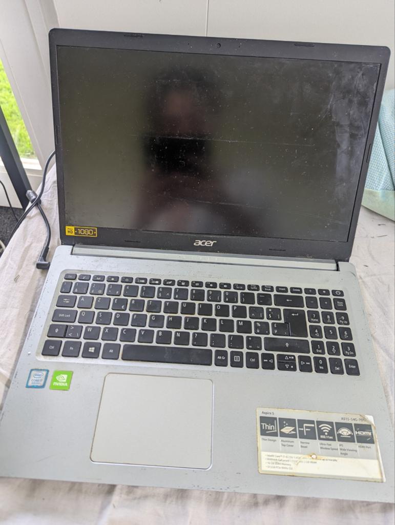 Acer a515 54g 701a i7 mx250 defect voor onderdelen, Ophalen