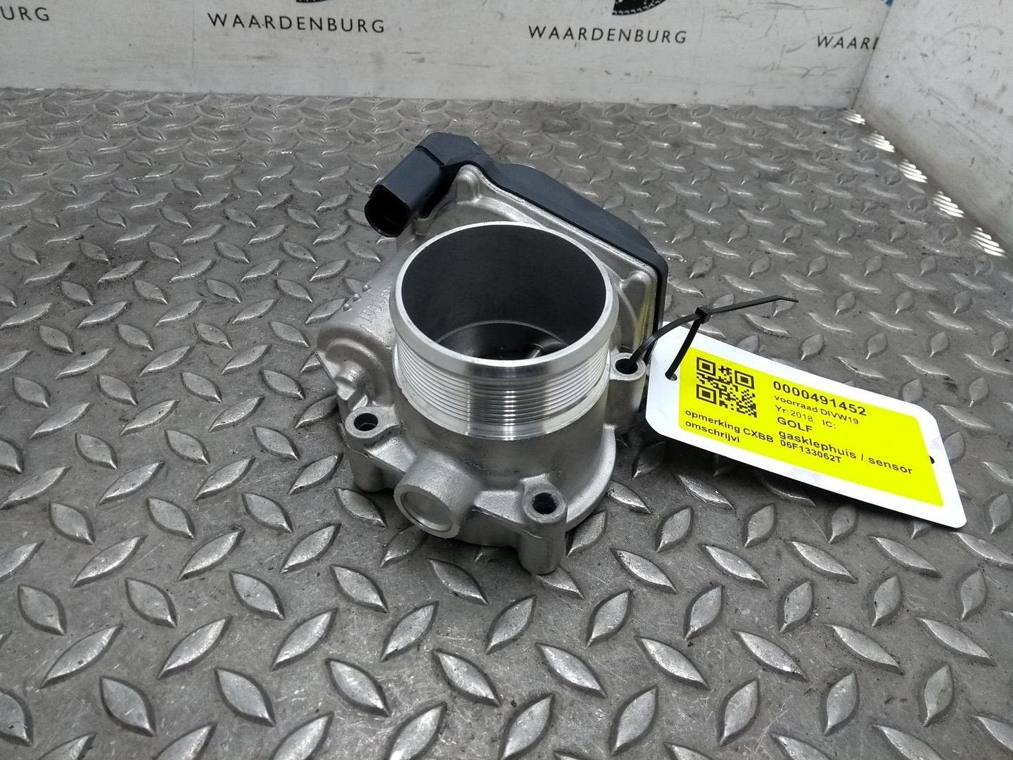 VOLKSWAGEN GOLF GASKLEPHUIS 06F133062T, A2C82494100 2018, Ophalen of Verzenden, Gebruikt, ARN erkend