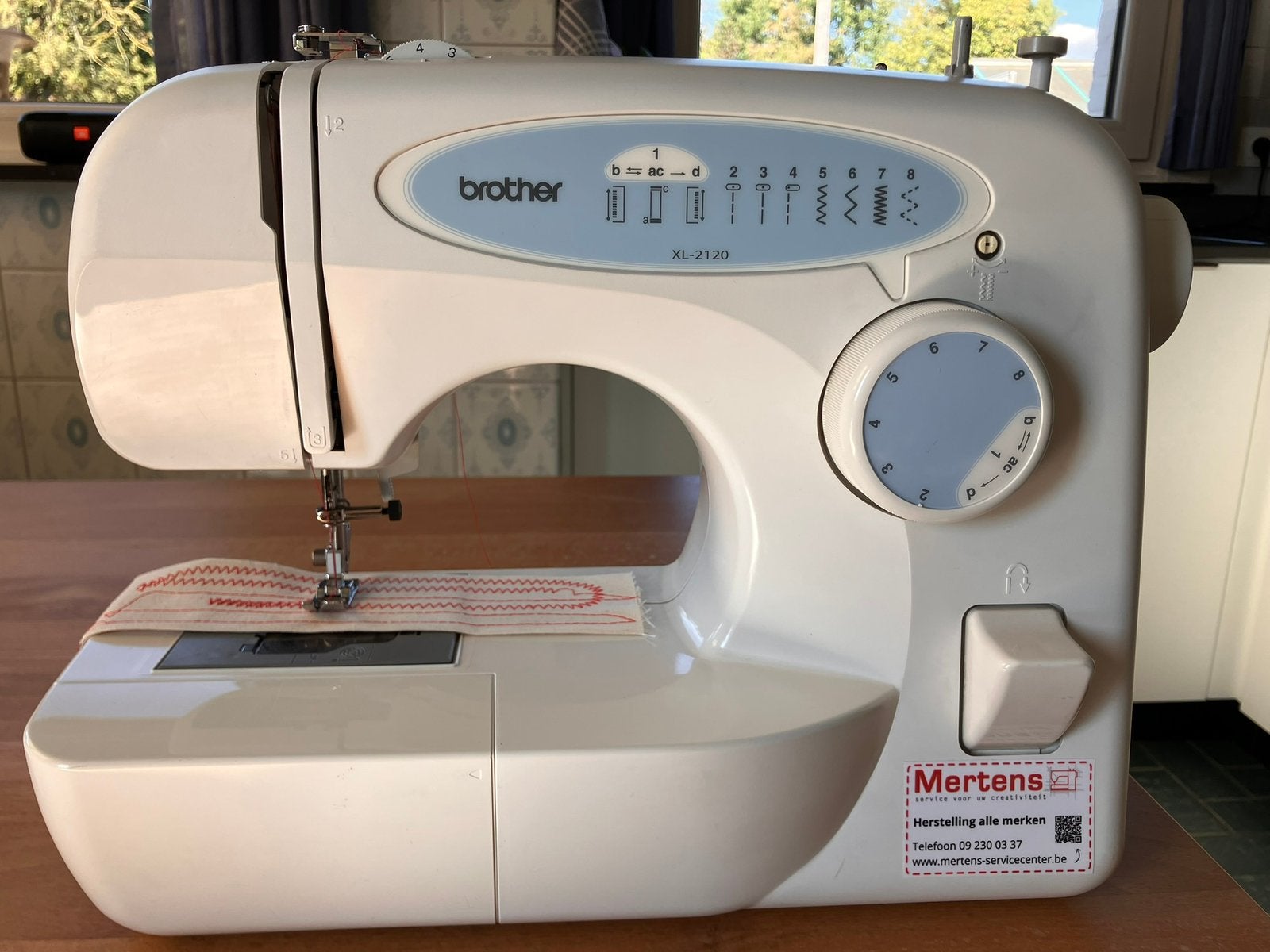 Naaimachine BROTHER, Hobby en Vrije tijd, Ophalen, Gebruikt, Naaimachine, Brother