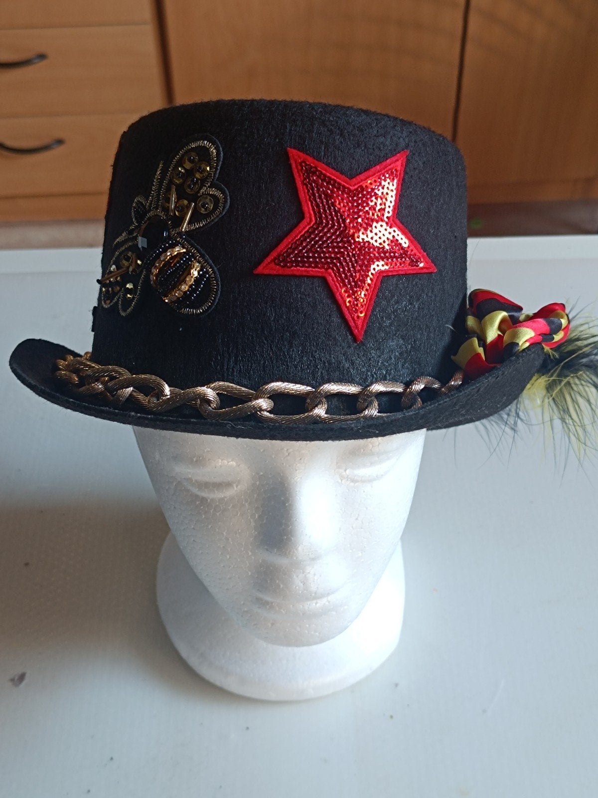 chapeau pour le carnaval, Vêtements | Femmes, Enlèvement, Comme neuf, Accessoires