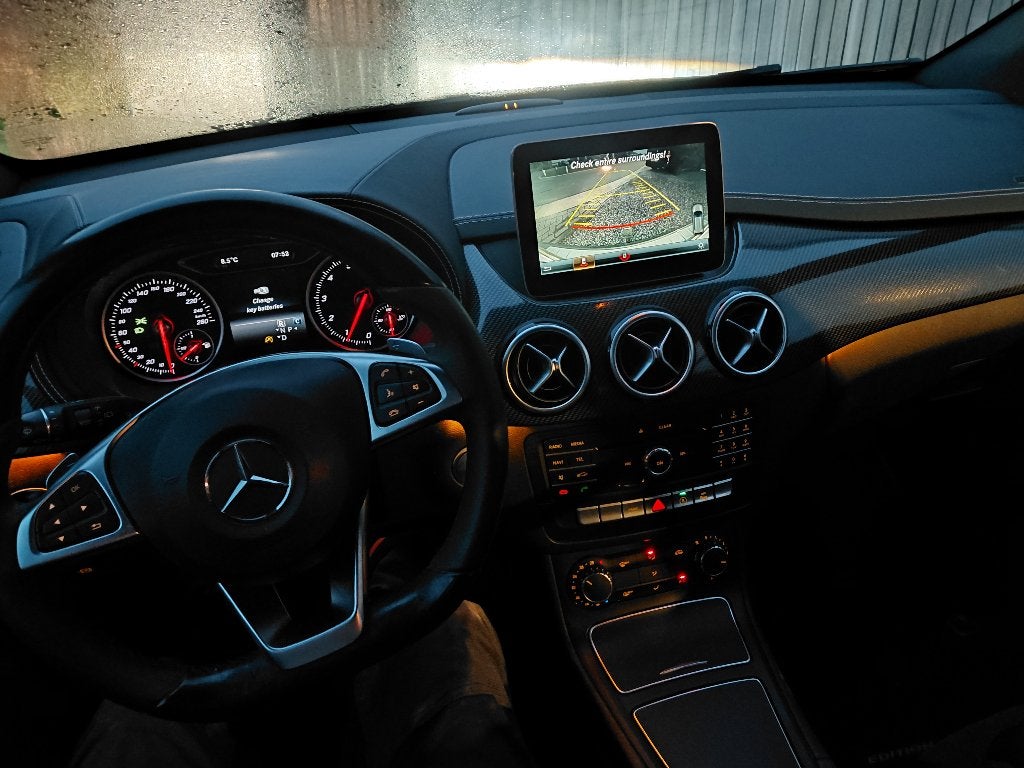 Mercedes B klasse Benzine 2018, Auto's, Automaat, 1600 cc, Leder, Dealer onderhouden