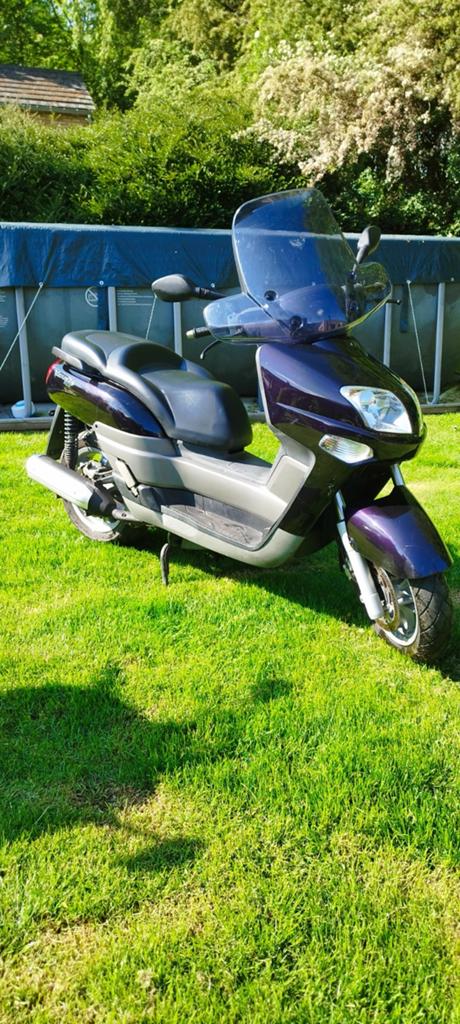 Yamaha Vercity 300cc-scooter, Motoren