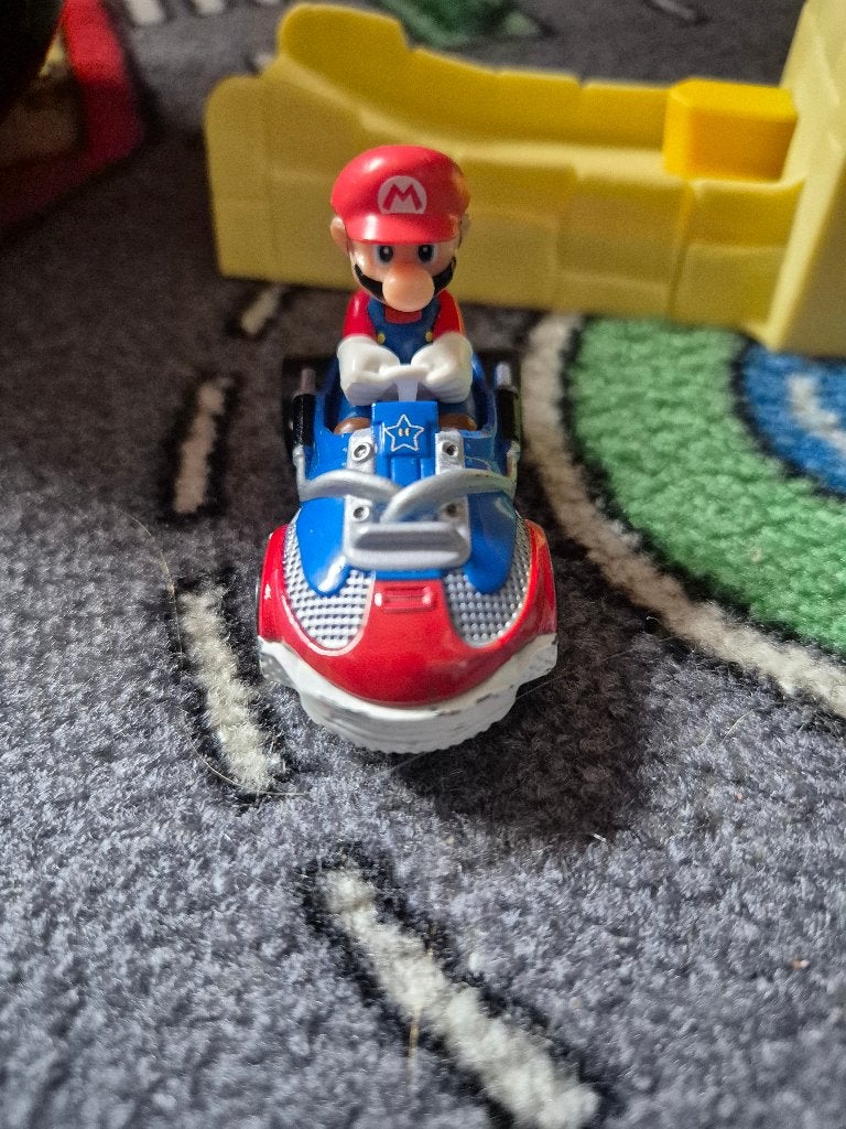 Hot Wheels Mario Kart Bullet Bill Speelset met Mario, Ophalen, Gebruikt
