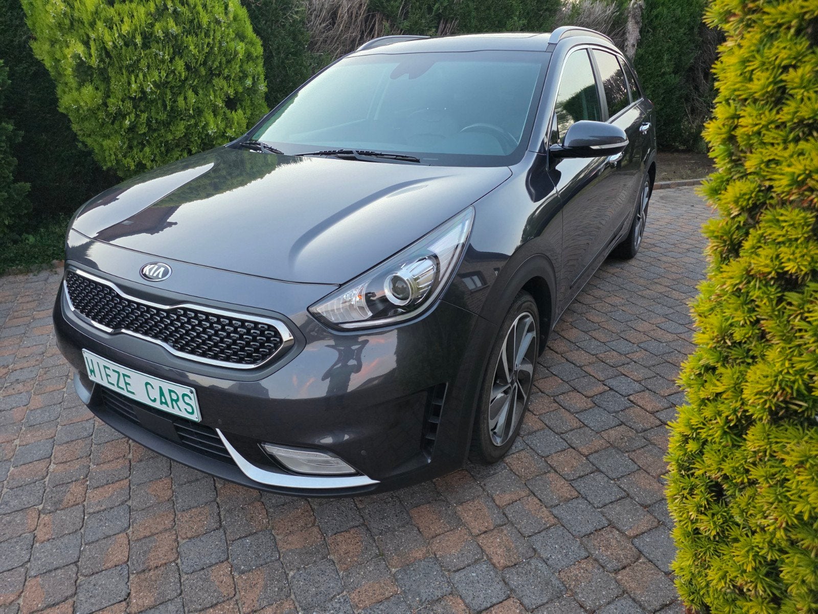 Kia Niro Hybride 1.6 benz + Electric, Auto's, Kia, Monovolume, Euro 6, 4 cilinders, 1600 cc