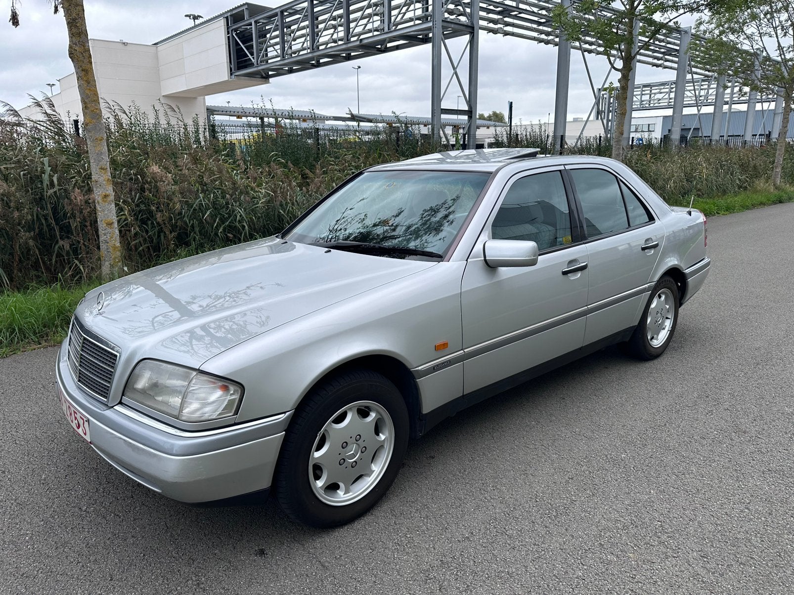 Unieke Mercedes C250|135.000Km|Automaat|NIEUWSTAAT, Auto's, Automaat, 5 deurs, Elektrische ramen, Te koop