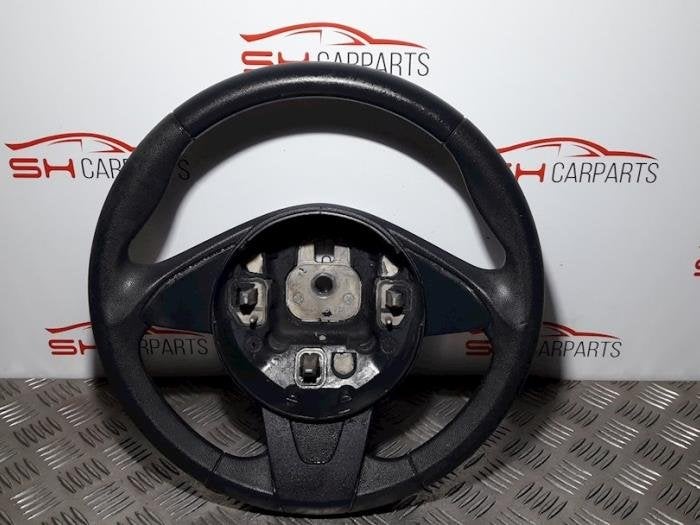 Volant d'un Ford KA, Autos : Pièces & Accessoires, Commande, Ford, Utilisé, 3 mois de garantie, Enlèvement ou Envoi