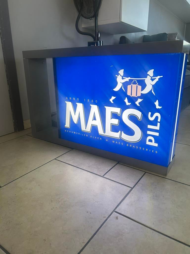 Lichtreclame/lichtbak maes, Ophalen, Zo goed als nieuw