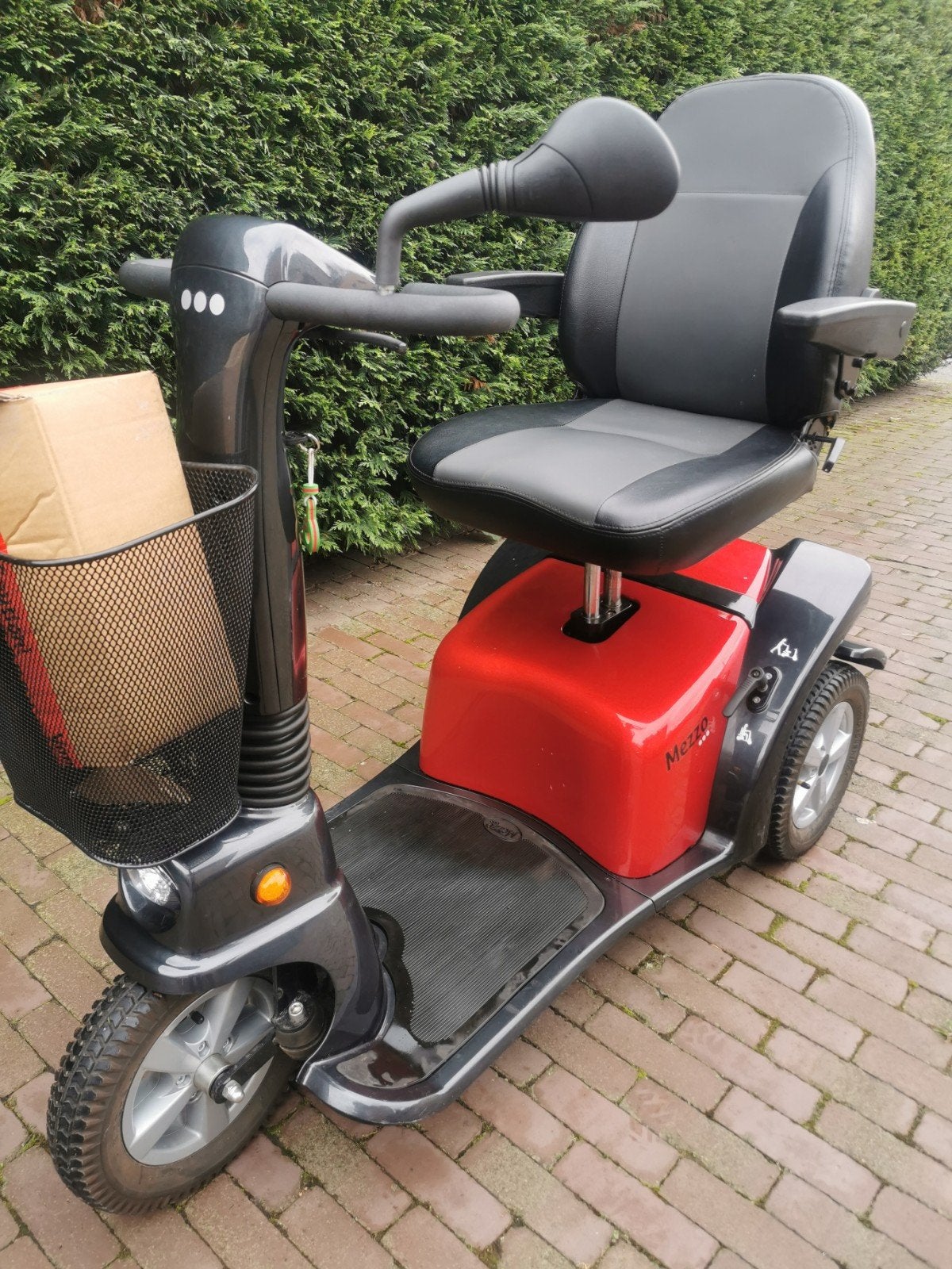 L&M Mezzo Scootmobiel invalide scooter meer info 0488826971, Ophalen of Verzenden
