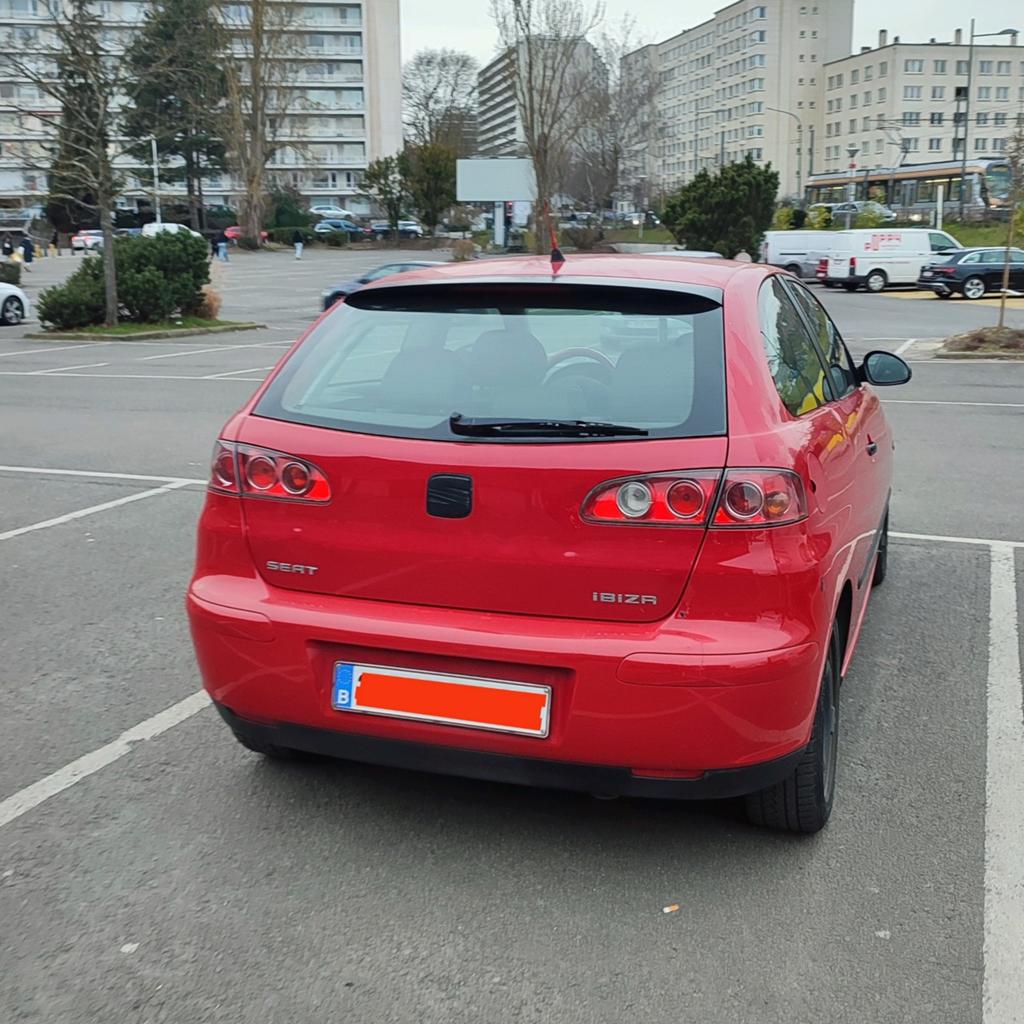 Seat Ibiza 1.4 essence, LEZ ok, bon état mécanique, CT ok, Auto's, Voorwielaandrijving, Stof, Ibiza, Grijs