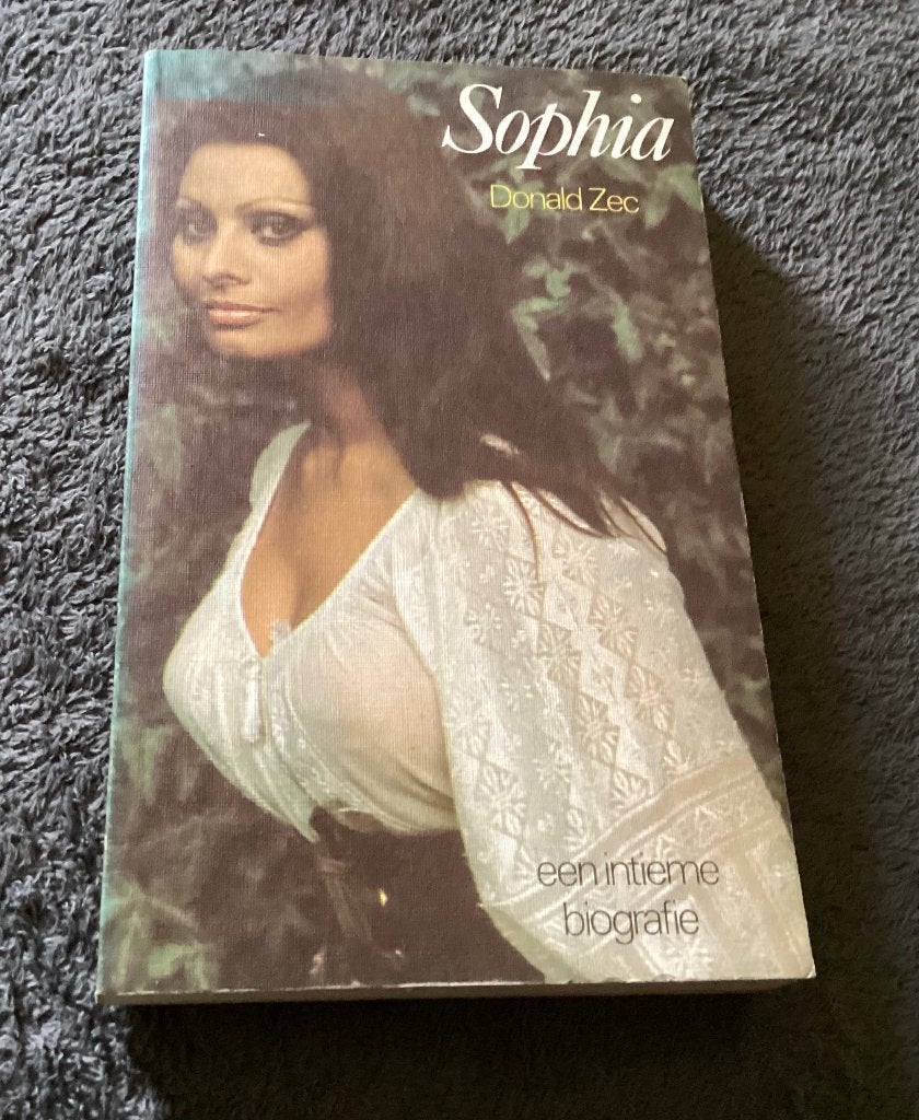 Sophia (Loren) een intieme biografie, Boeken, Biografieën, Ophalen of Verzenden