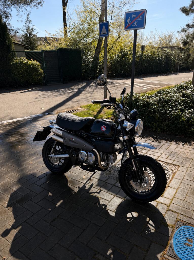 Akrapovic slip on uitlaat honda monkey 125cc, Ophalen