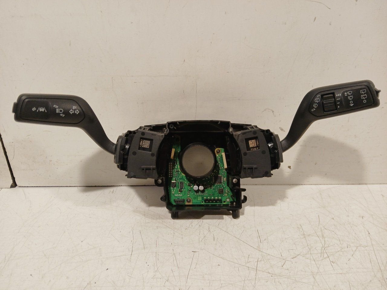 Combischakelaar Ford Focus, Auto-onderdelen, Onderdelen@venauto.nl, Van der Ven Autorecycling B.V., Gebruikt, Ettenseweg 76, 4706 PB Roosendaal, The Netherlands