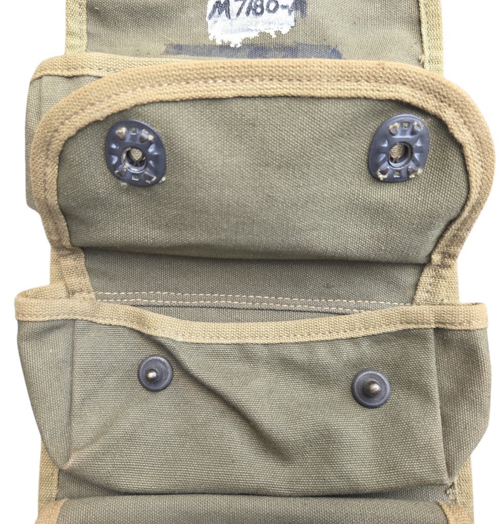 Pochette à grenate à main de la Seconde Guerre, Collections, Objets militaires | Seconde Guerre mondiale, Enlèvement ou Envoi